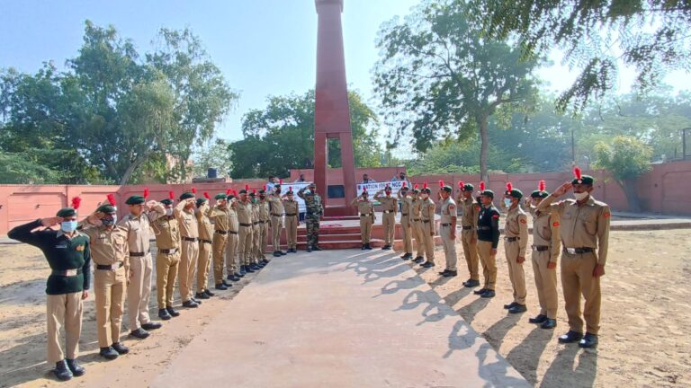 सेना दिवस पर एनसीसी कैडेट्स ने शहीदों को नमन कर दी श्रद्धान्जलि