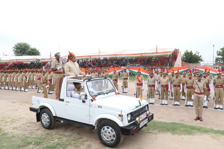 जोश और उत्साह के साथ मनाया स्वतंत्रता दिवस का मुख्य समारोह