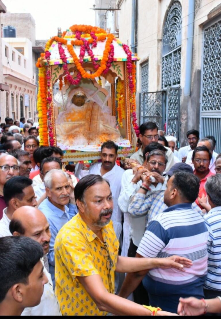 जयकारों के साथ पार्श्वचन्द्रगच्छ की साध्वीश्री मरुतप्रभा की पार्थिव देह पंच महाभूतों में विलीन