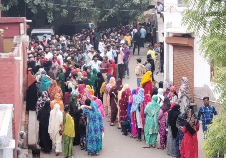 बीकानेर जिले में कुल 13 लाख 34 हजार 371 मतदाताओं ने किया मतदान