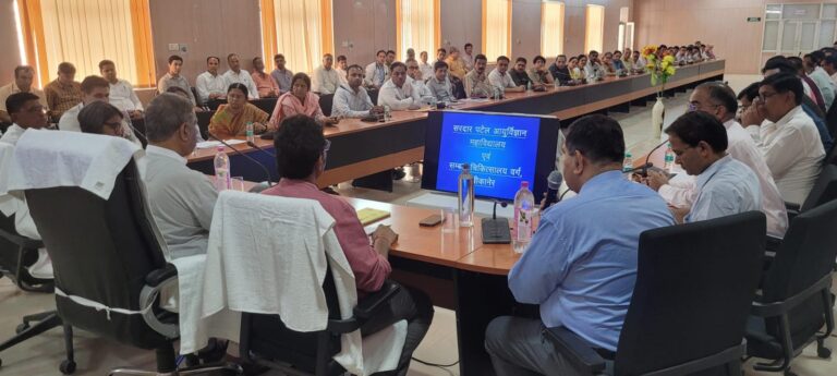 वर्तमान स्थिति में चिकित्सकीय स्टाफ की भूमिका महत्वपूर्ण, सरकार की ओर से नहीं आने देंगे कोई कमी- खींवसर