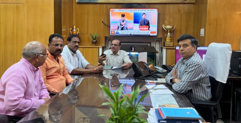 रामपुरा, सुभाषपुरा और चौंखुटी अंडर पास की स्वीकृत शीघ्र किए जाने की माँग