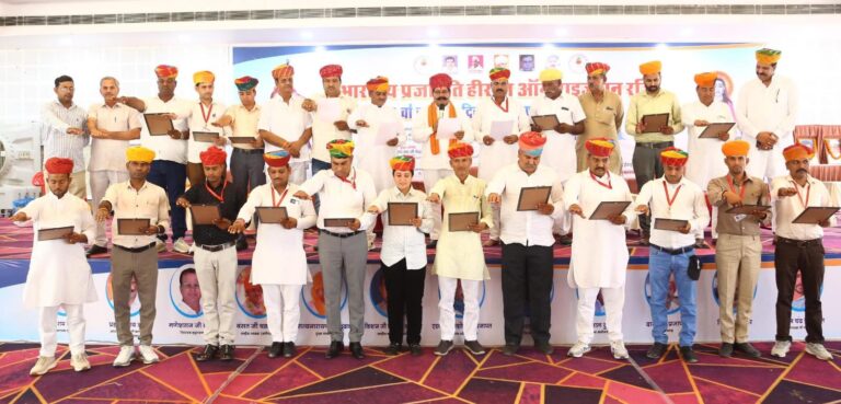 समाज के सर्वांगीण विकास में संस्था निभा रही है अग्रणी भूमिका
