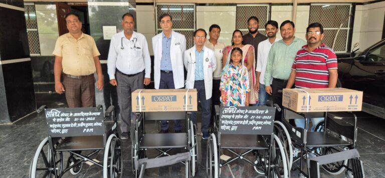 35 वर्षों के बाद घर में जन्मी  पुत्री कोचर का मनाते हैं अनूठा जन्मदिन