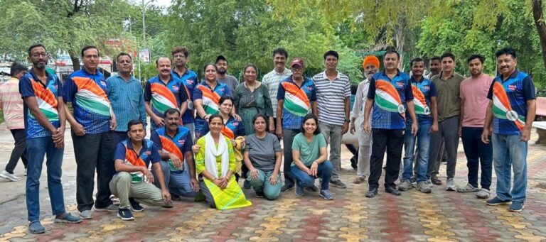 “टीम ‘आवर फॉर नेशन’ का सफाई अभियान – प्रेरणा, सेवा और संकल्प की मिसाल”