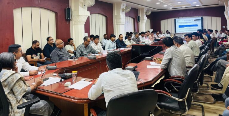 13 से 15 अगस्त तक सभी राजकीय व निजी कार्यालयों व घरों पर फहराया जाएगा तिरंगा