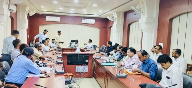 अब शहर के मुख्य मार्गों की सार्वजनिक दीवारों पर नजर आएगी राजस्थानी चित्रकारी