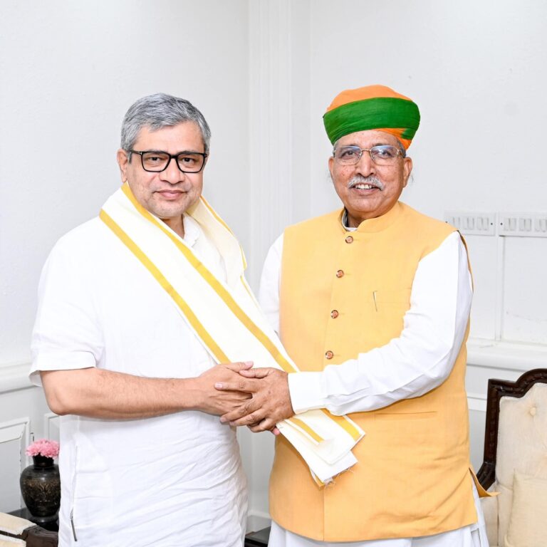 दिल्ली से बीकानेर के मध्य नई वंदे भारत रेलगाड़ियों के परिचालन को मिली स्वीकृती स्वीकृति