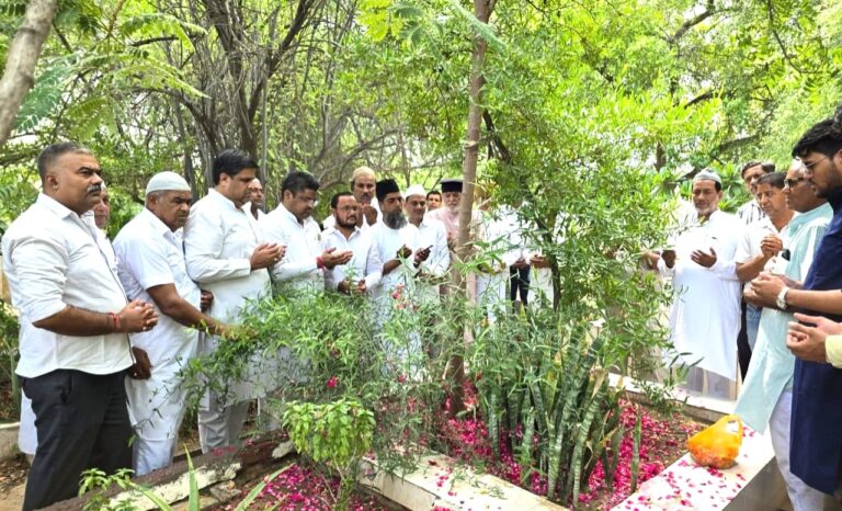 उस्मान आरिफ का जीवन सदैव अनुशासित और संयमित रहा -गहलोत