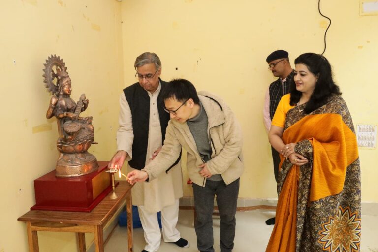 अमरीका के संग्रहालयों में प्रमुखता से प्रदर्शित हैं बीकानेर शैली की मिनिएचर पेंटिंग्स -महावीर स्वामी
