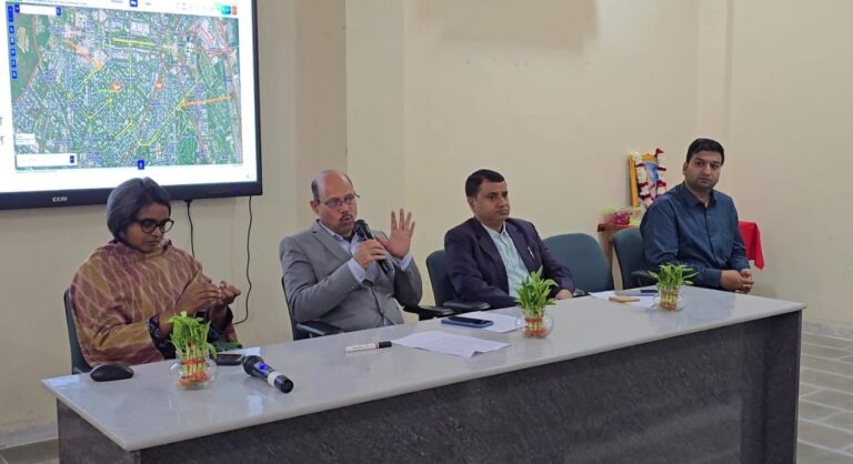 जनगणना कार्य गुणवत्तापूर्ण एवं समयबद्धता के साथ करें पूर्ण – संभागीय आयुक्त