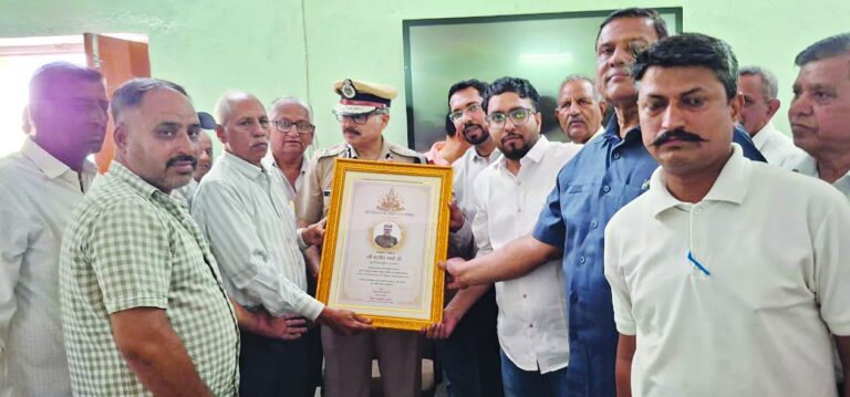 डीजीपी राजीव शर्मा का विश्वकर्मा सुथार समाज ने किया स्वागत