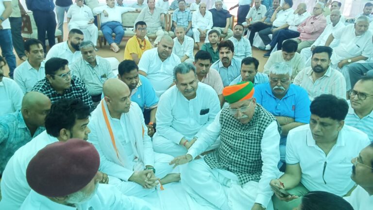 केंद्रीय मंत्री मेघवाल ने ‘फन्ना बाबू’ के निधन पर जताया शोक