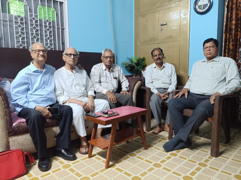 मातृशक्ति बच्चों में संस्कारों की दाता-डॉ. स्वामी