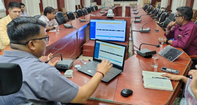 जिले के 205 वरिष्ठ नागरिक हवाईमार्ग से करेंगे धार्मिक स्थलों की यात्रा