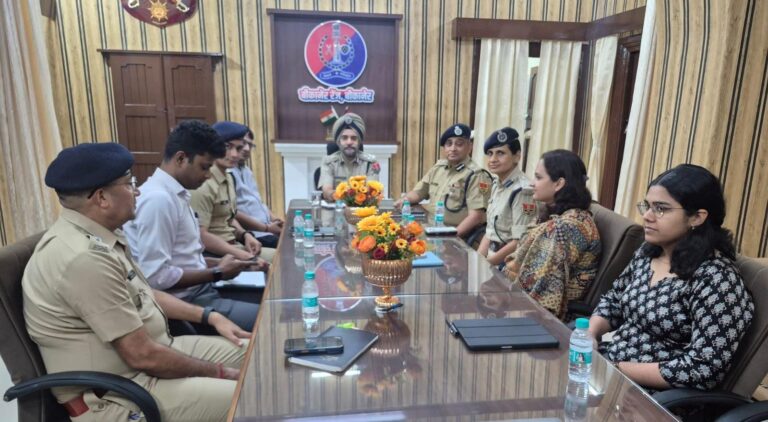 कानून एवं सुरक्षा व्यवस्थाओं को लेकर हुई समीक्षा बैठक