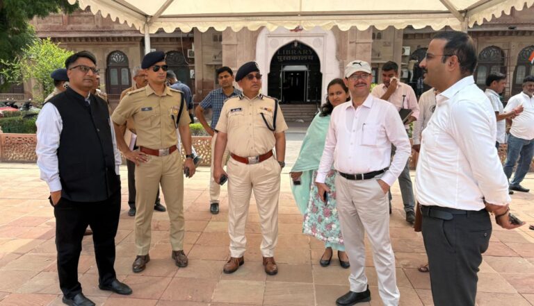 जिला प्रशासन ने मुख्यमंत्री के आयोजन स्थलों की देखी व्यवस्थाएं