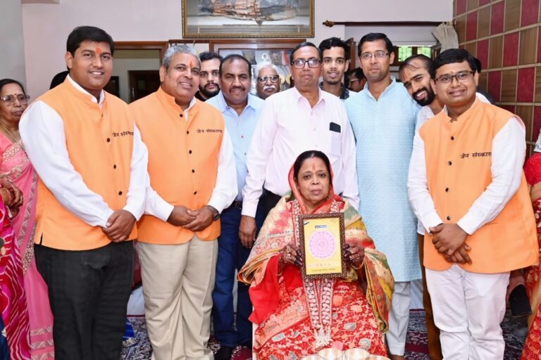 जैन संस्कार विधि से किया मासखमण तप का पारणा