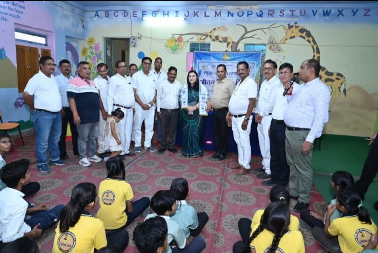 जीवन विज्ञान बच्चों को संतुलित व्यवहार और संस्कारों के साथ जीना सिखाता है -डॉ अर्पिता गुप्ता