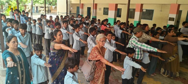 विद्यार्थियों, शिक्षकों ने ली समाज को नशामुक्त बनाने की शपथ